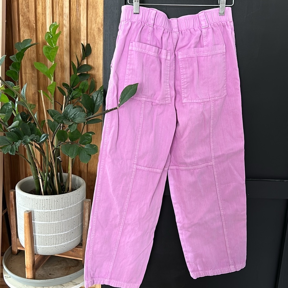 Universal thread Loose Fit Straight Leg Barrel Pants. Size 6 - Picture 3 of 9